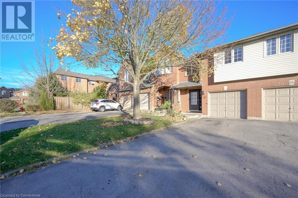 25 WESTVILLAGE Drive, Hamilton, Ontario