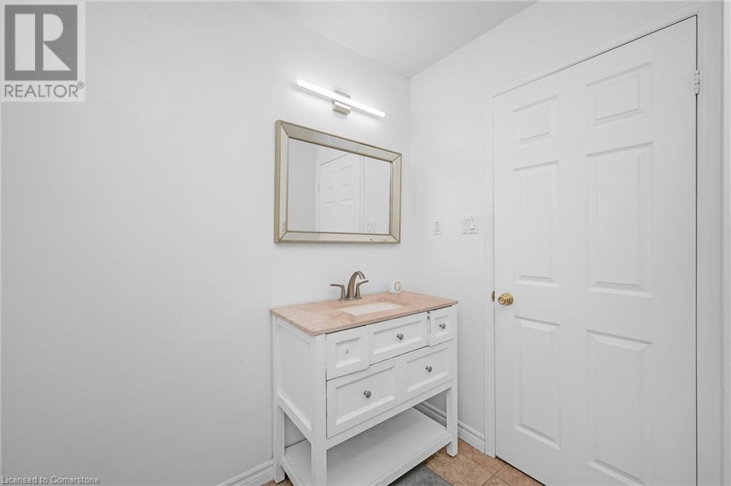 25 Westvillage Drive, Hamilton, Ontario  L9B 2S2 - Photo 28 - 40685973