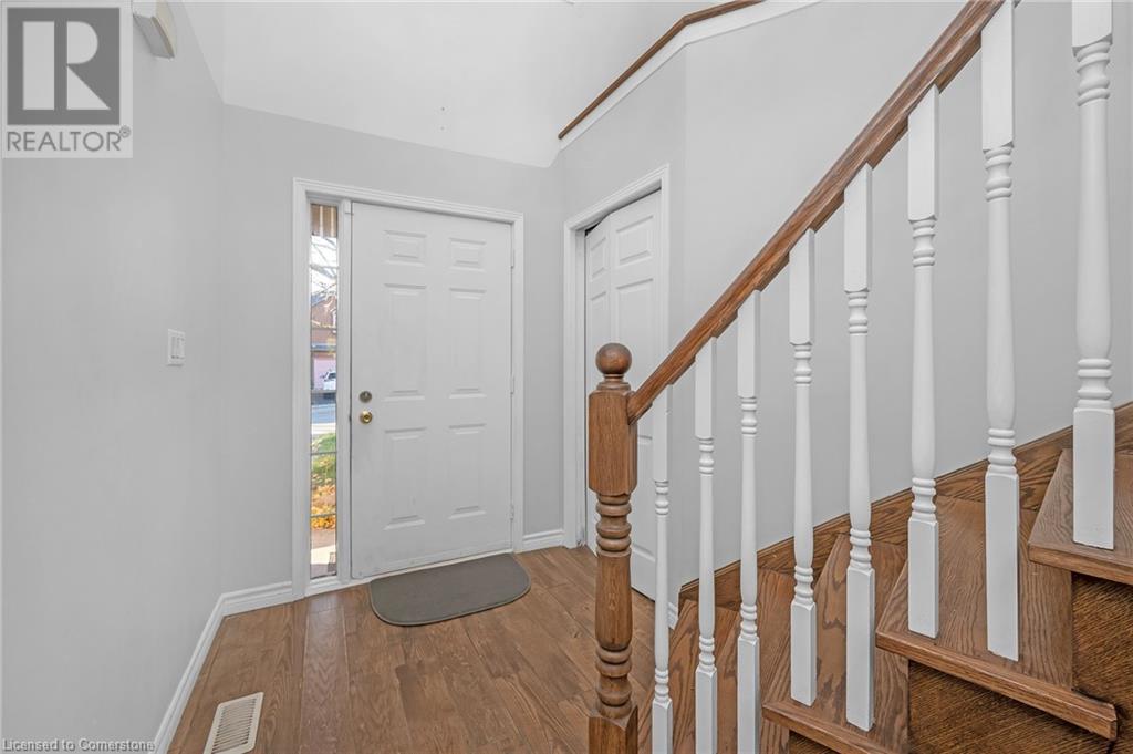 25 Westvillage Drive, Hamilton, Ontario  L9B 2S2 - Photo 9 - 40685973