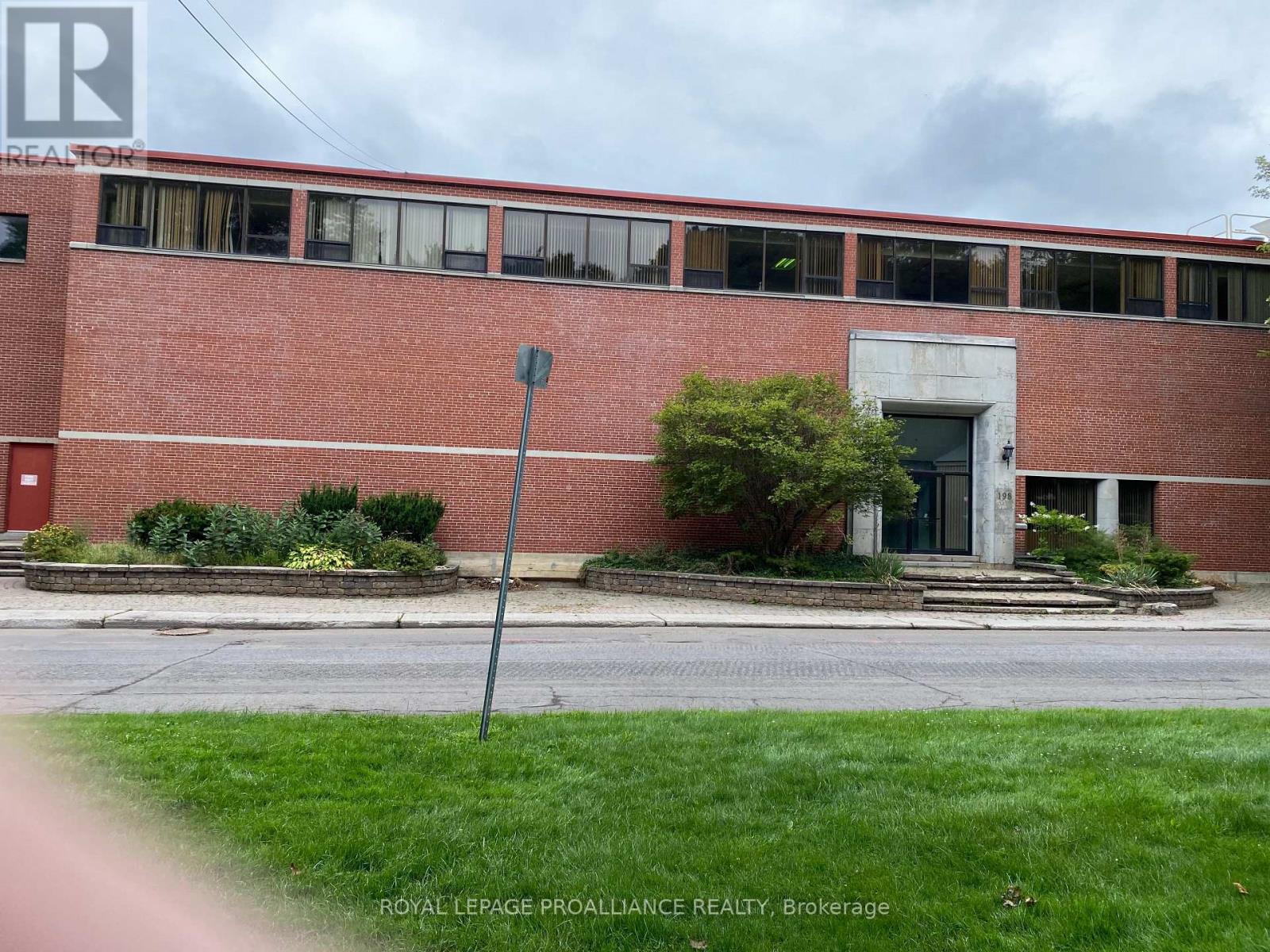 198 PEARL STREET E, brockville, Ontario