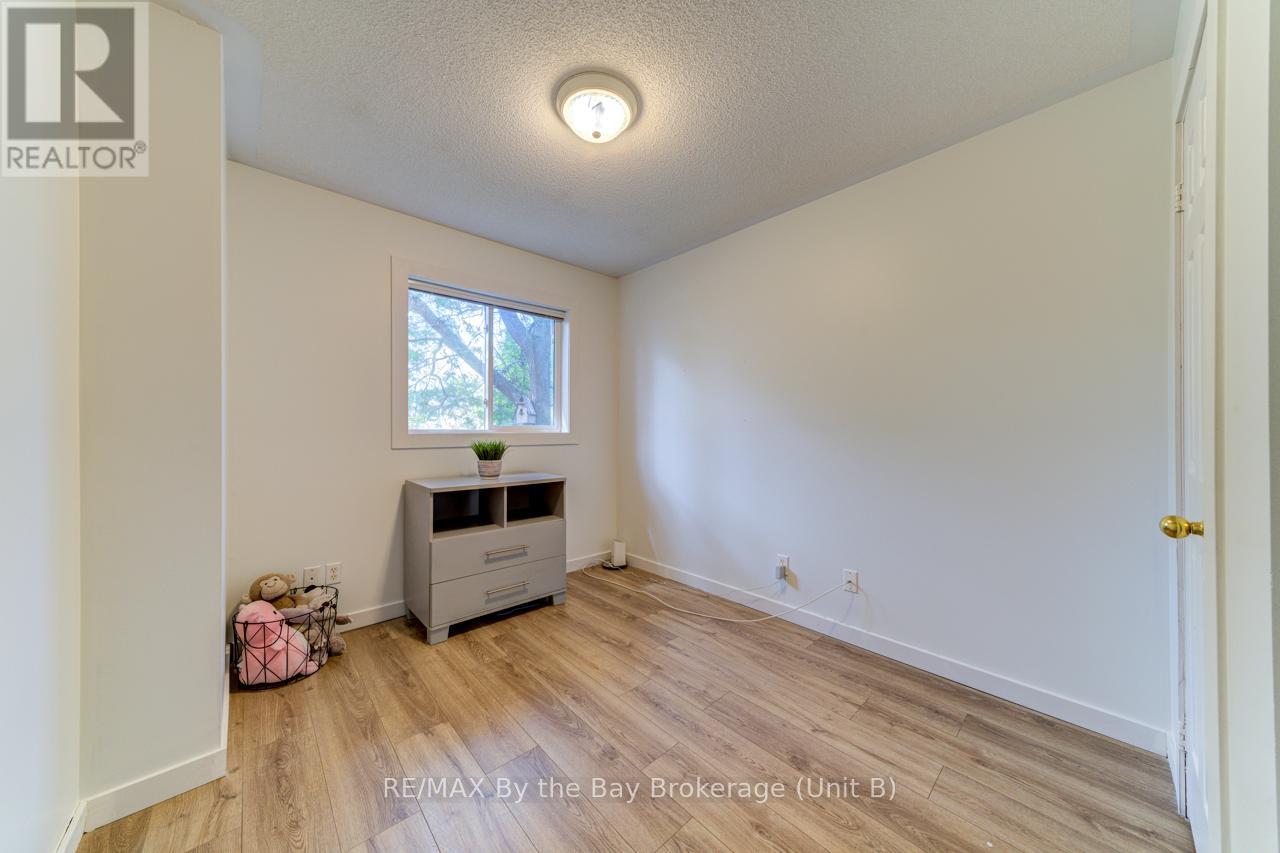 309 Balsam Street, Collingwood, Ontario  L9Y 5B9 - Photo 19 - S10438074