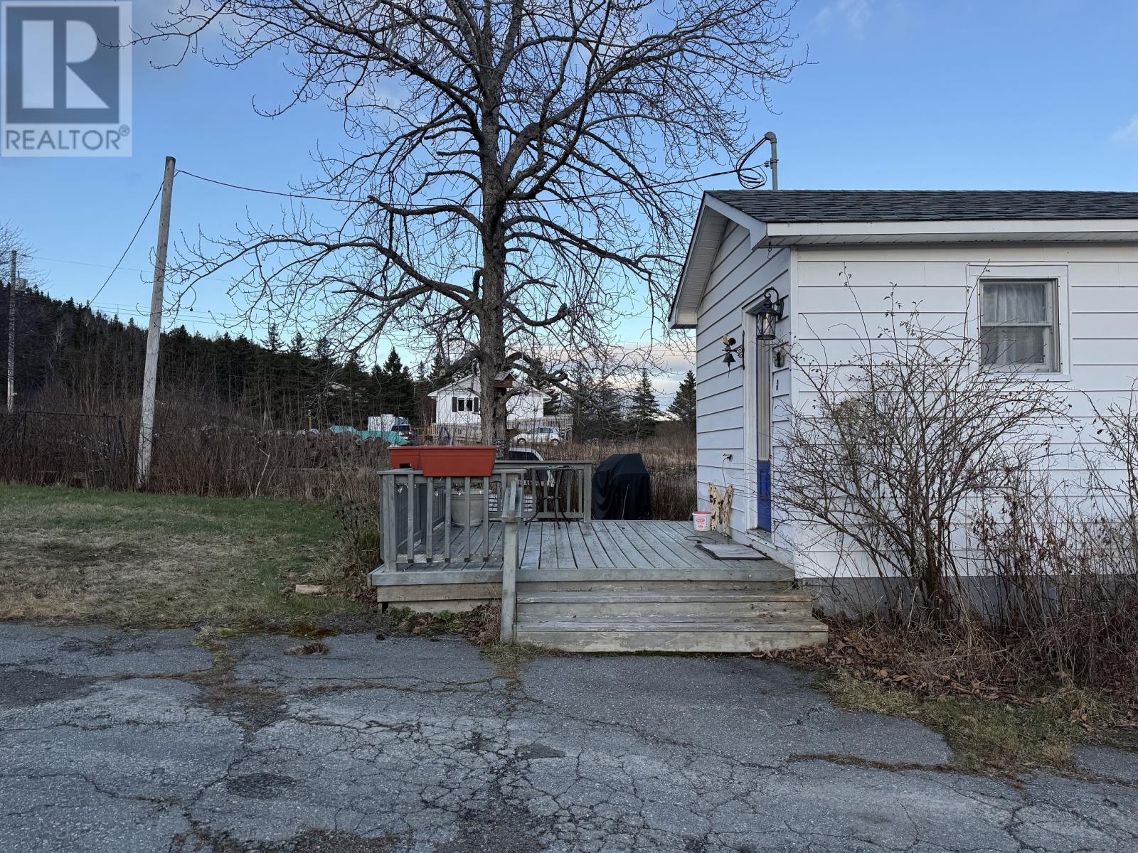 127 Jr Smallwood Boulevard, Gambo, Newfoundland & Labrador  A0G 1T0 - Photo 17 - 1280451