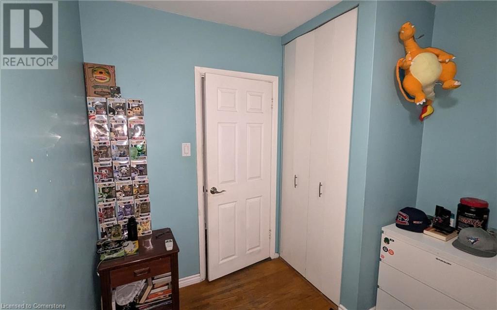 253 West 33rd Street, Hamilton, Ontario  L9C 5J7 - Photo 9 - 40655294