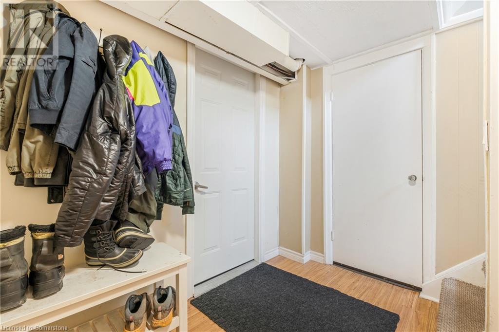 253 West 33rd Street, Hamilton, Ontario  L9C 5J7 - Photo 12 - 40655294