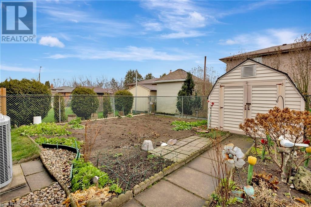 11 Marcella Crescent, Hamilton, Ontario  L8K 6E9 - Photo 27 - 40685980