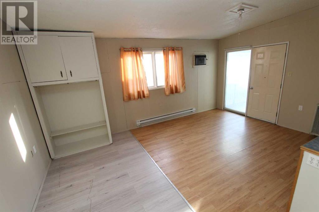 160 Anson Avenue Sw, Medicine Hat, Alberta  T1A 8A3 - Photo 5 - A2184070