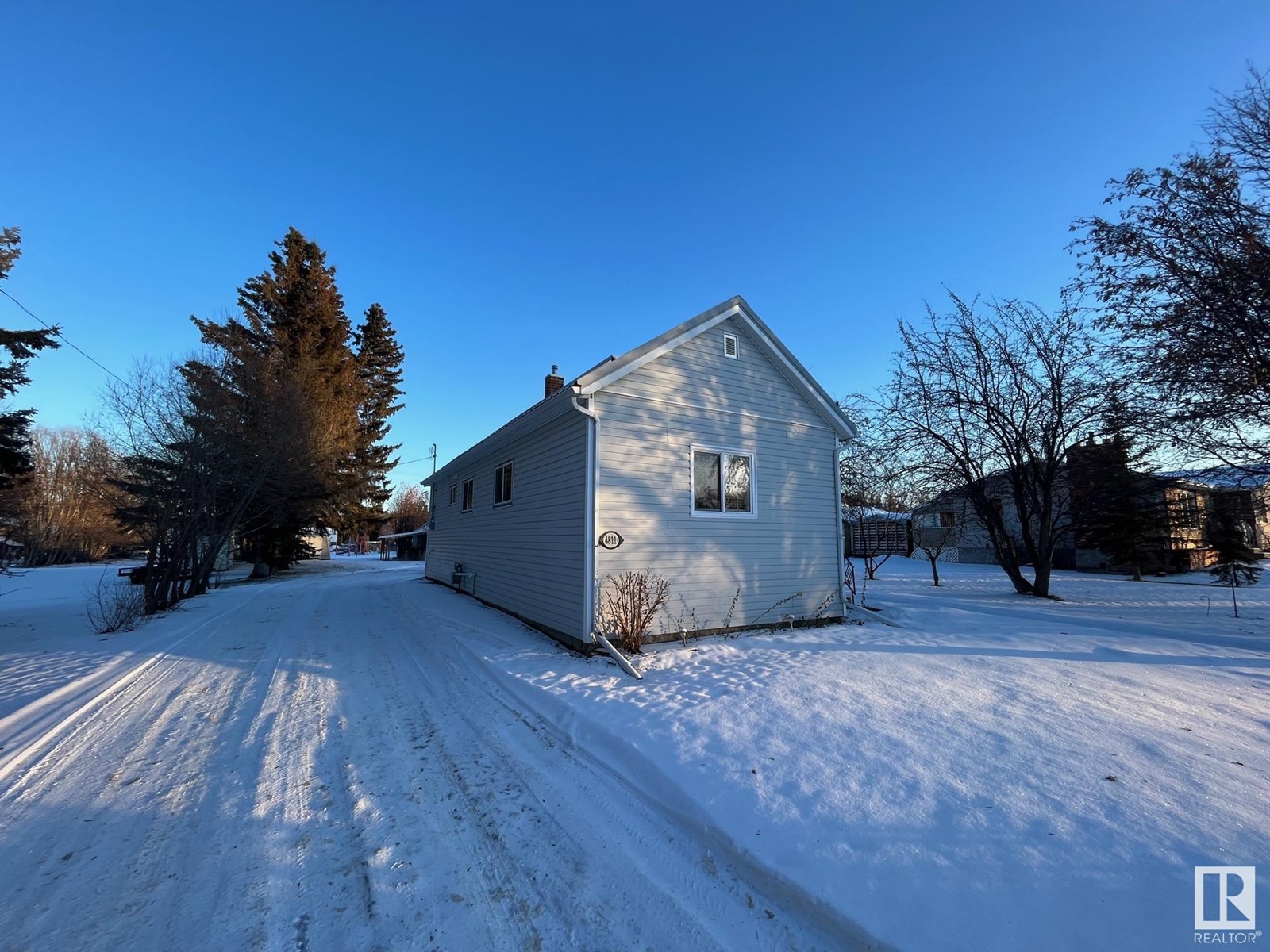 4811 49 ST, Glendon, Alberta