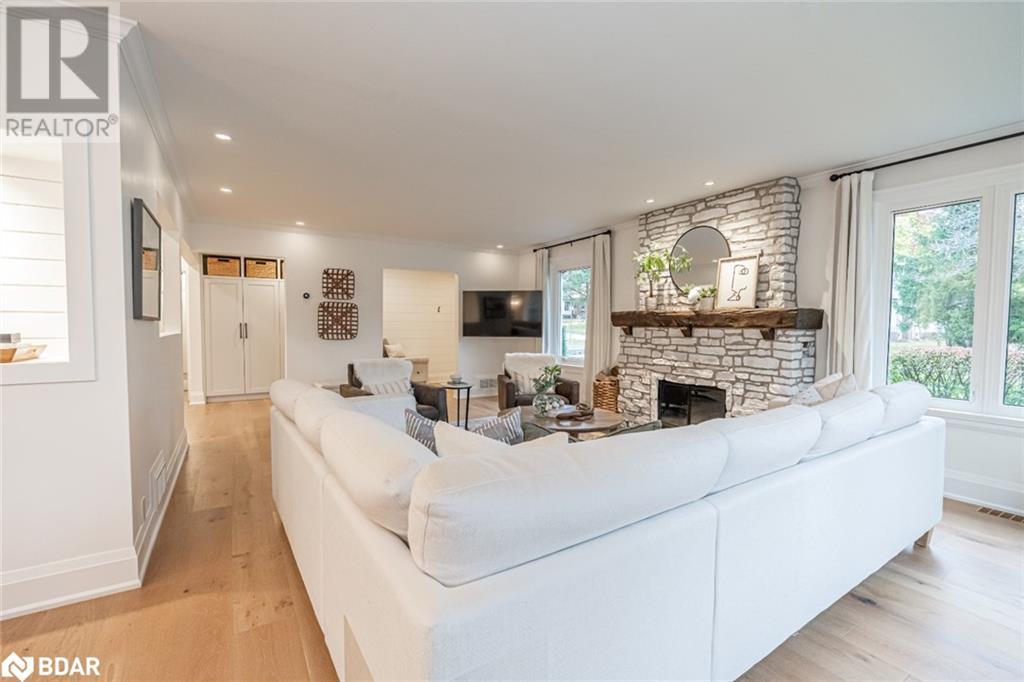 68 Dundonald Street, Barrie, Ontario  L4M 3T3 - Photo 14 - 40685999