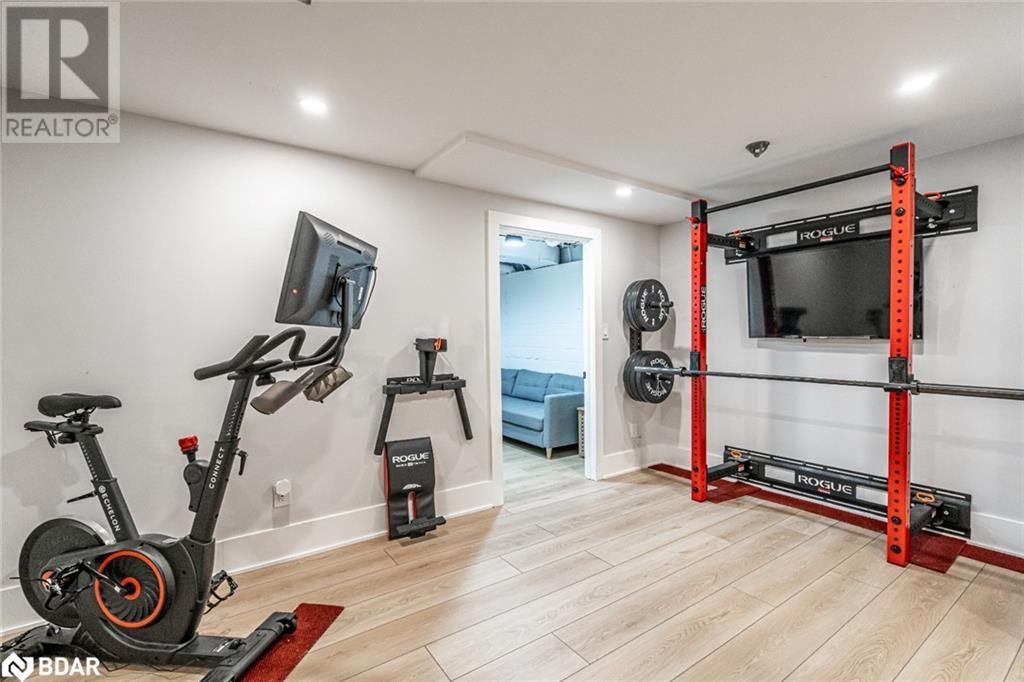 68 Dundonald Street, Barrie, Ontario  L4M 3T3 - Photo 32 - 40685999