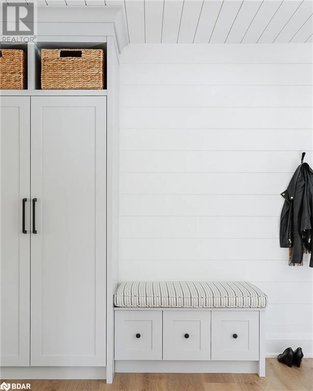 68 Dundonald Street, Barrie, Ontario  L4M 3T3 - Photo 4 - 40685999