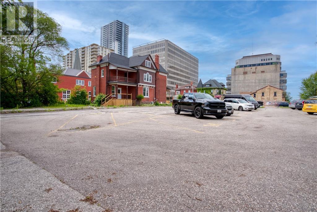 18 Weber Street W Unit# Main & Upper Floor, Kitchener, Ontario  N2H 3Z2 - Photo 29 - 40604385