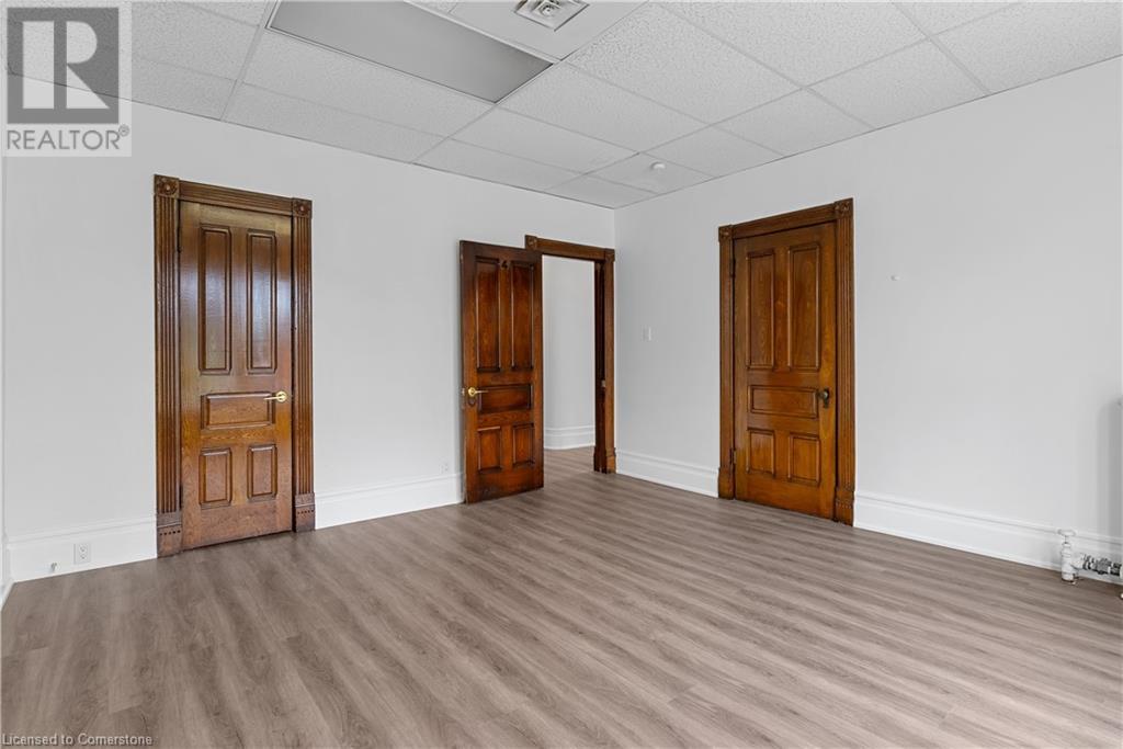 18 Weber Street W Unit# Main & Upper Floor, Kitchener, Ontario  N2H 3Z2 - Photo 17 - 40604385