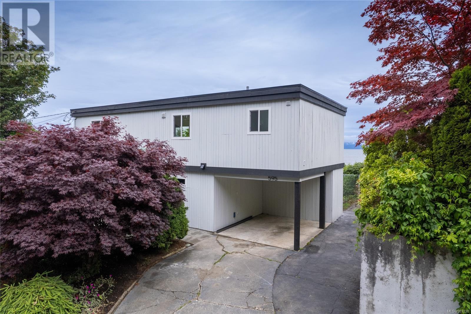 595 Crescent Rd W, Qualicum Beach, British Columbia  V9K 1H7 - Photo 10 - 983230