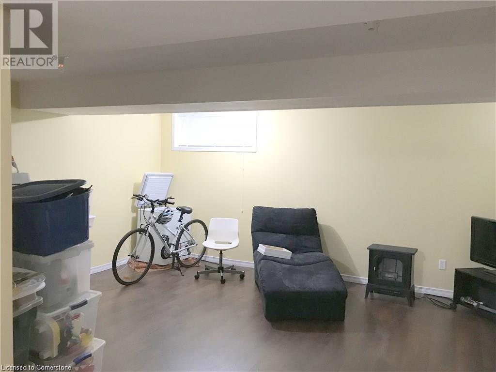 246 Parkvale Drive, Kitchener, Ontario  N2R 1Y8 - Photo 8 - 40685927