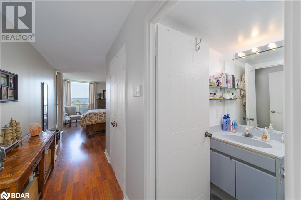 75 Ellen Street Unit# 709, Barrie, Ontario  L4N 7R6 - Photo 16 - 40685966