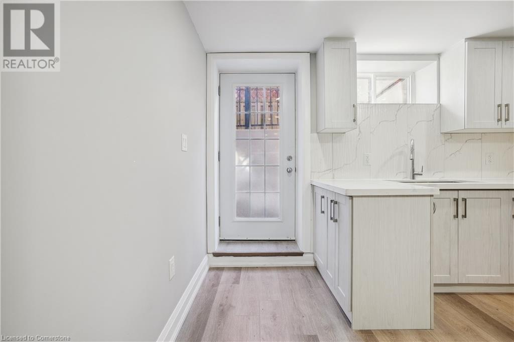 2141 Cleaver Avenue Unit# Lower, Burlington, Ontario  L7M 3R1 - Photo 25 - 40685045