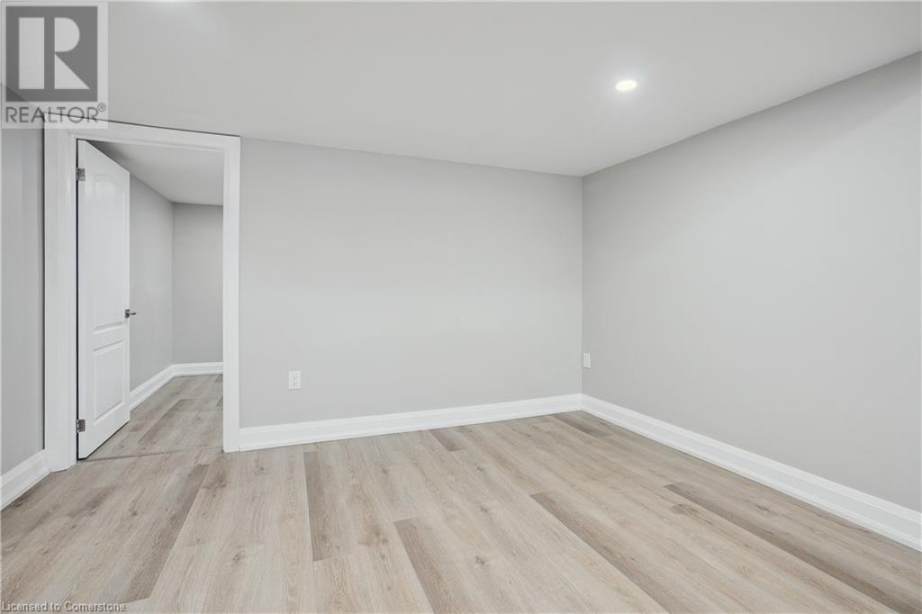 2141 Cleaver Avenue Unit# Lower, Burlington, Ontario  L7M 3R1 - Photo 7 - 40685045