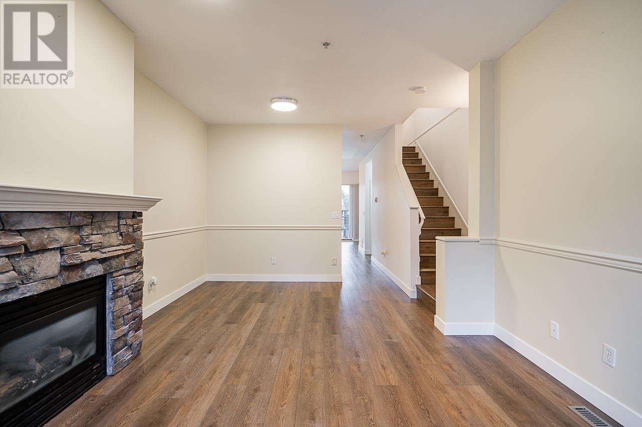 3 1010 Ewen Avenue, New Westminster, British Columbia V3M 5C9 - Photo 13 - R2935245