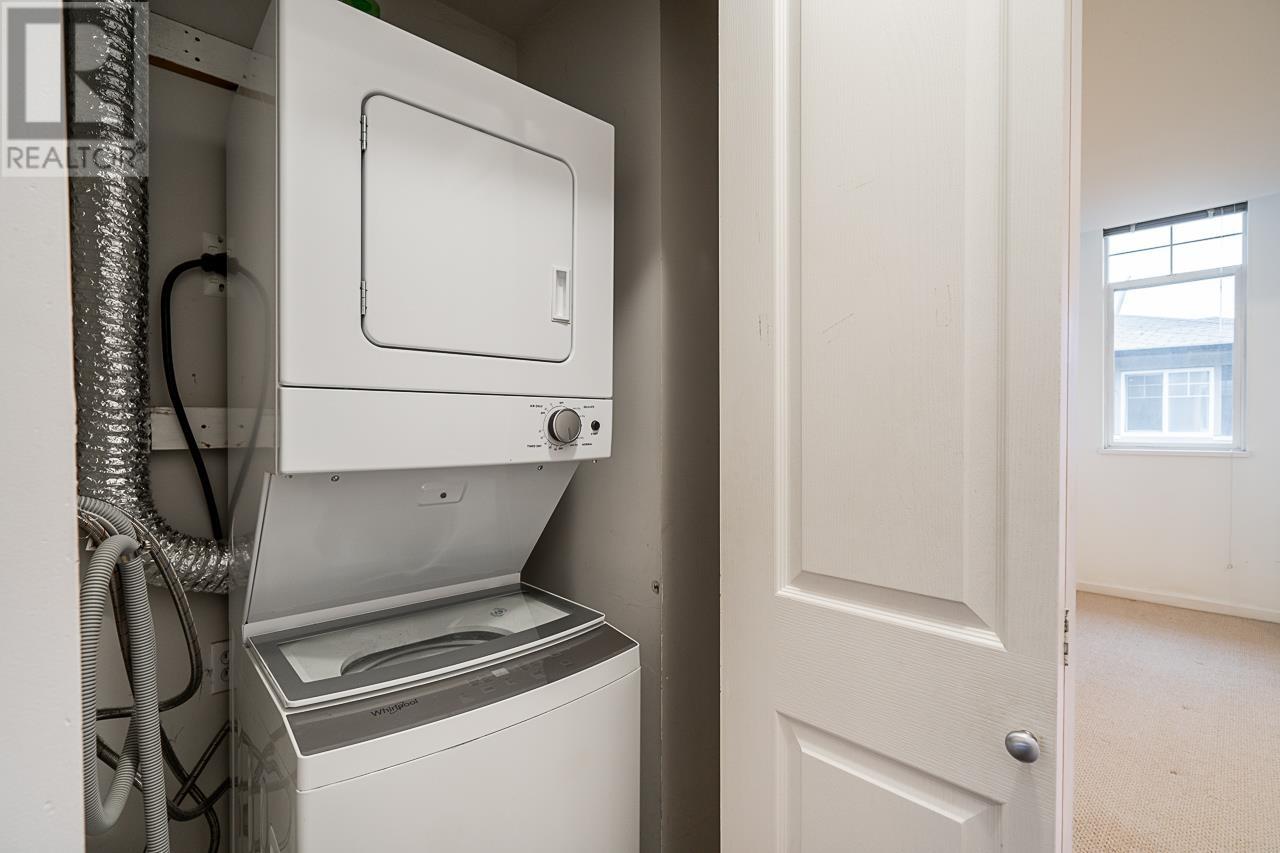 3 1010 Ewen Avenue, New Westminster, British Columbia V3M 5C9 - Photo 25 - R2935245