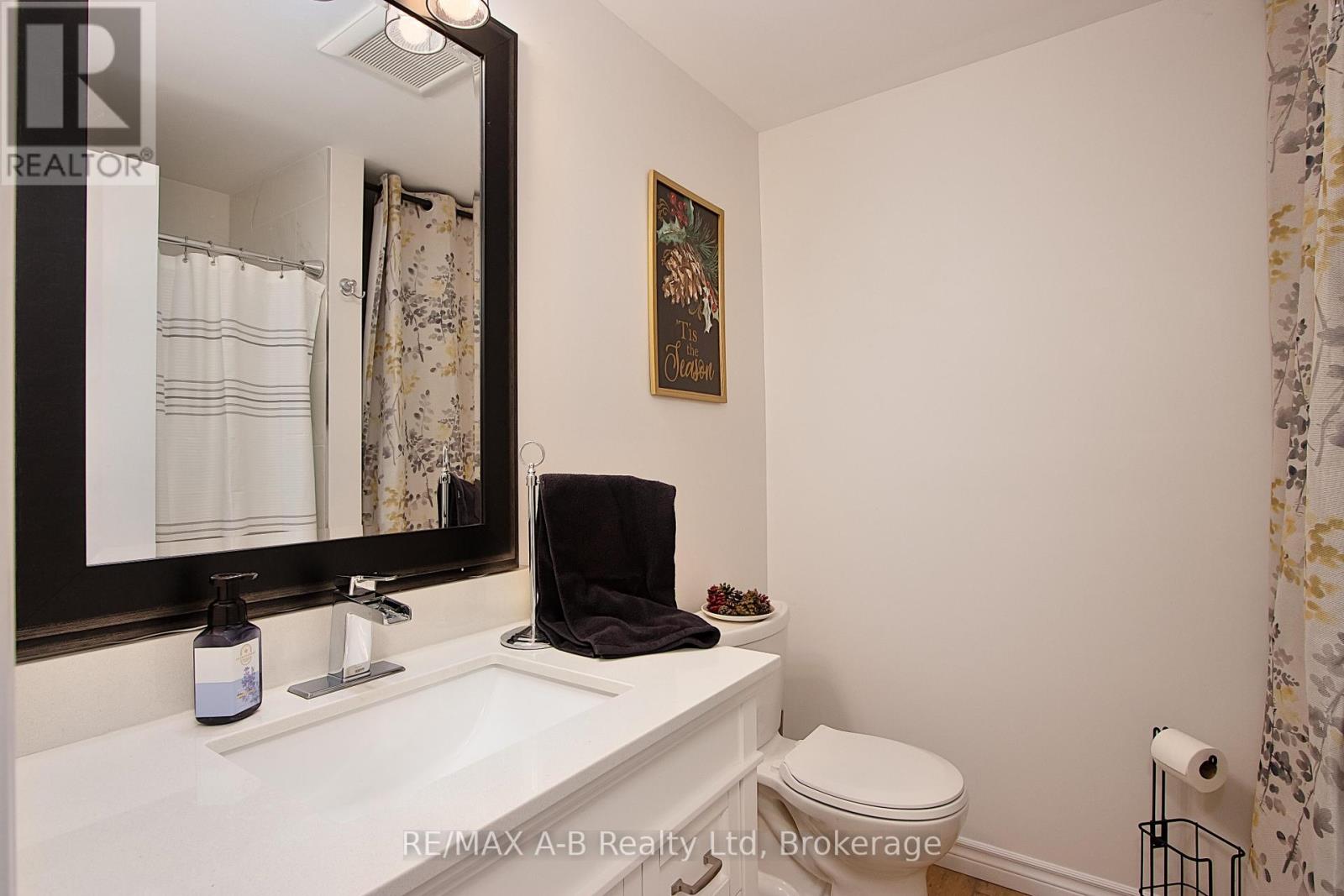 211 Wellington Street, West Perth, Ontario  N0K 1N0 - Photo 11 - X11895906