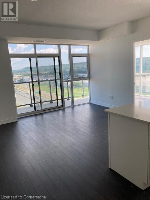 550 North Service Road Unit# 1308, Grimsby, Ontario  L3M 0H9 - Photo 4 - 40685762