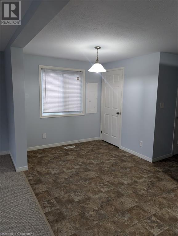 30 Orchid Crescent Unit# A, Kitchener, Ontario  N2E 3N3 - Photo 3 - 40685673