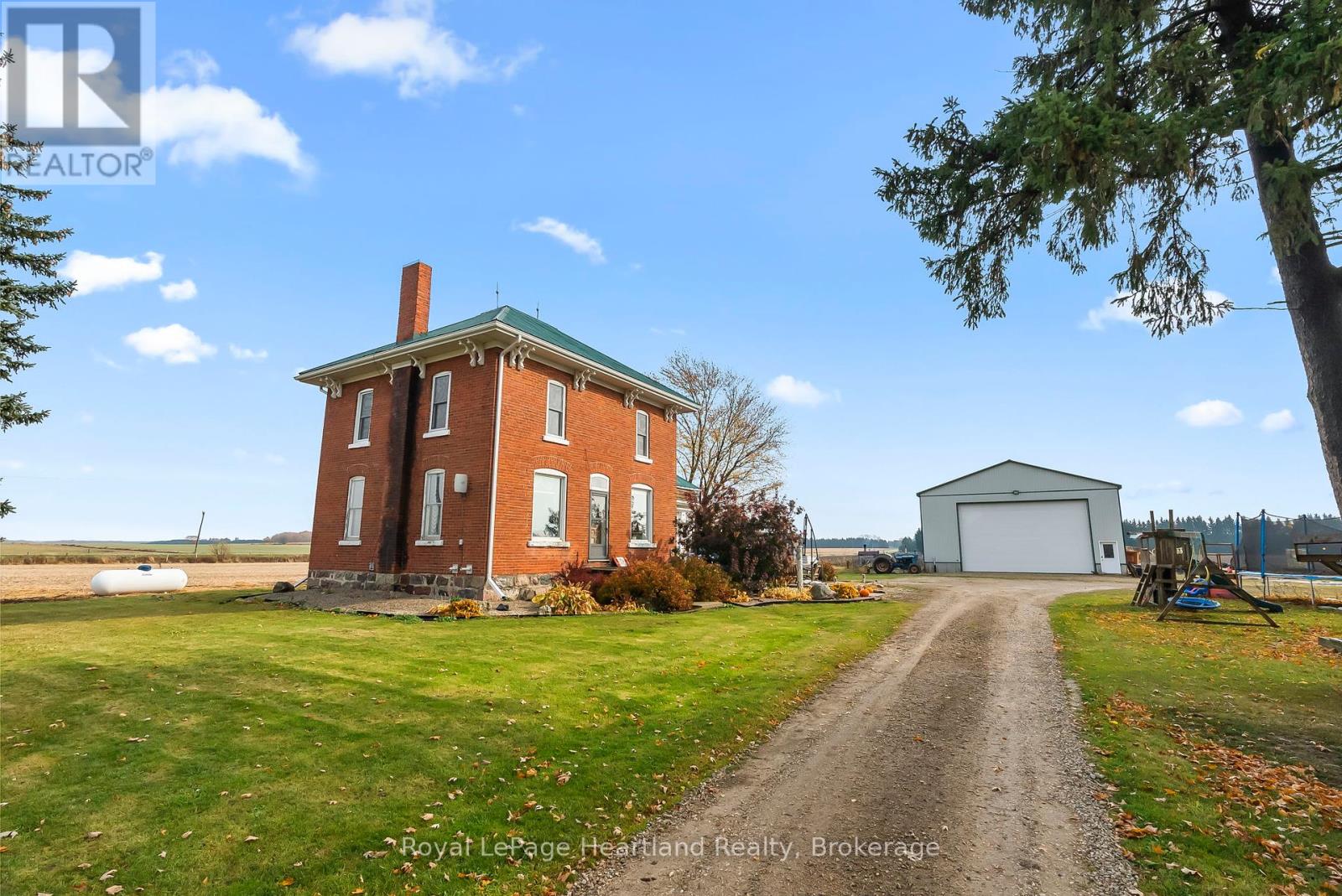 85102 Brussels Line, Huron East, Ontario  N0G 1H0 - Photo 11 - X11897436