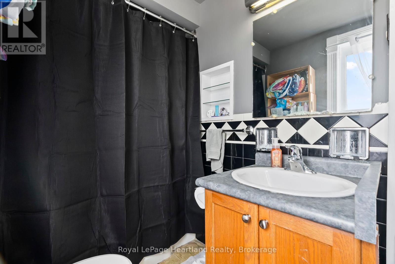 85102 Brussels Line, Huron East, Ontario  N0G 1H0 - Photo 38 - X11897436