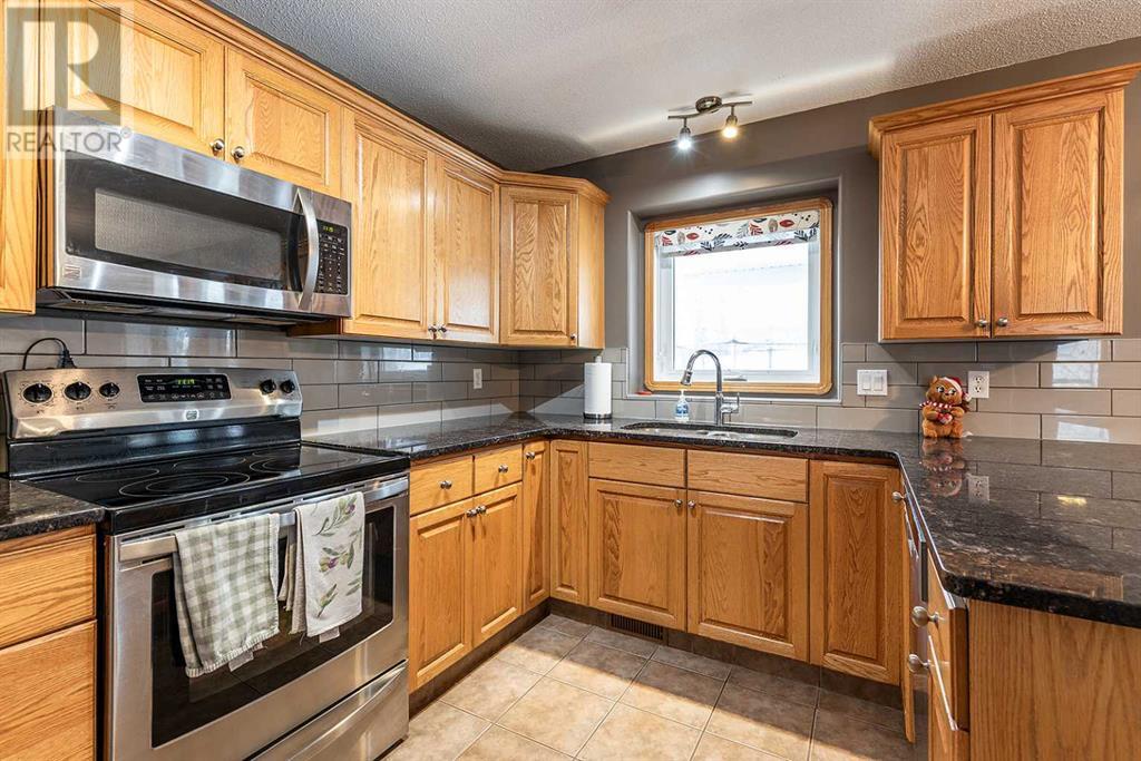 48 Stark Avenue Se, Medicine Hat, Alberta  T1B 4P7 - Photo 9 - A2183994