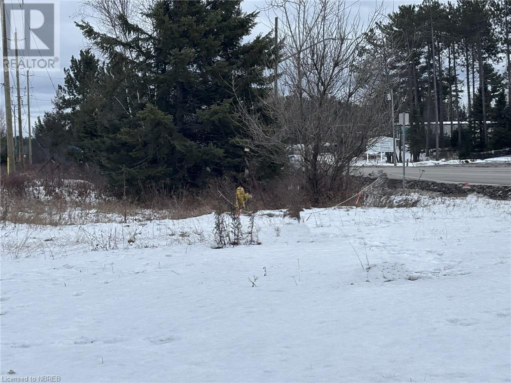 18 Pinewood Park Drive, North Bay, Ontario  P1B 8Z4 - Photo 4 - 40682957