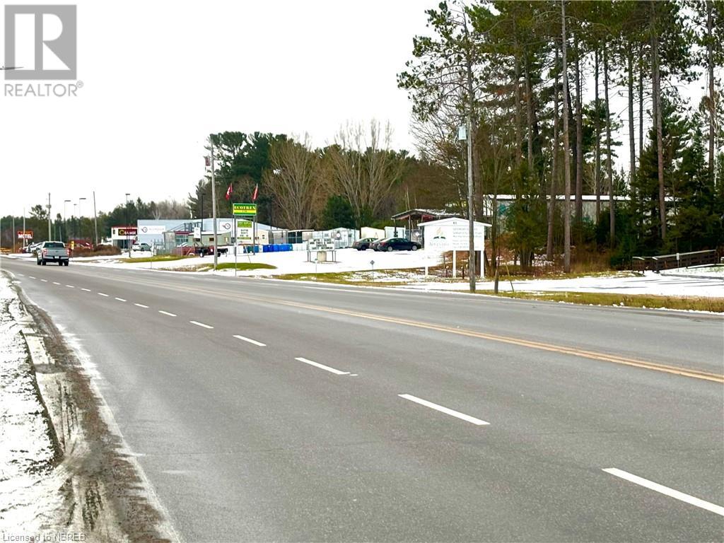 18 Pinewood Park Drive, North Bay, Ontario  P1B 8Z4 - Photo 15 - 40682957