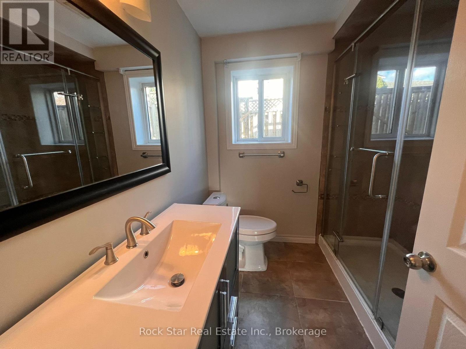 32 Bendingroad Crescent, St. Catharines, Ontario  L2N 5R5 - Photo 11 - X10543302