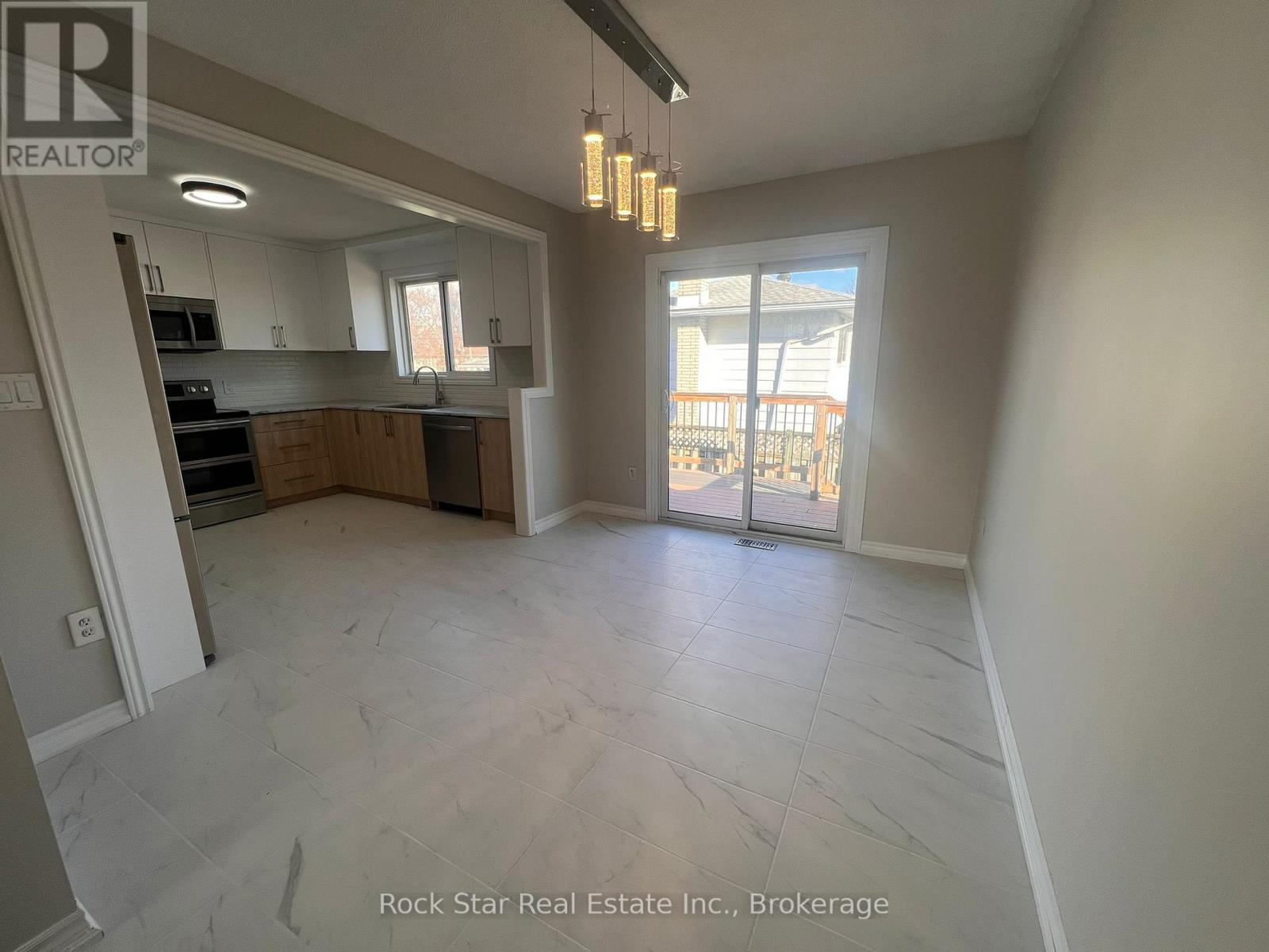 32 Bendingroad Crescent, St. Catharines, Ontario  L2N 5R5 - Photo 5 - X10543302