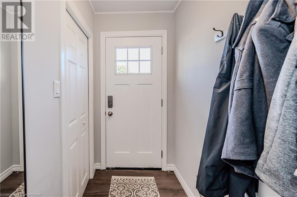 302 Hay Street, Woodstock, Ontario  N4S 2B9 - Photo 8 - 40661814