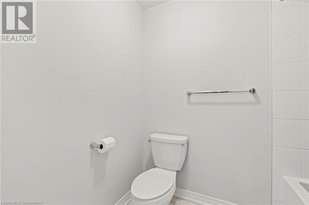 51 Starfire CrescentStoney Creek, Ontario  L8E 0K8 - Photo 20 - 40685736