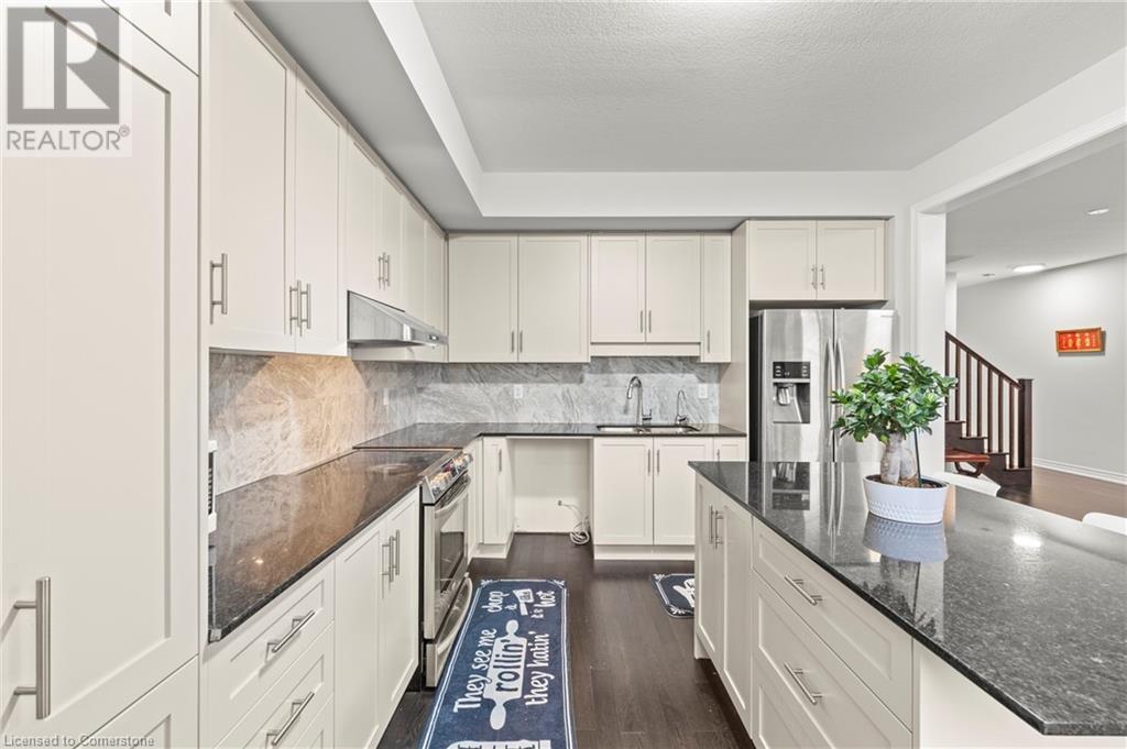 51 Starfire CrescentStoney Creek, Ontario  L8E 0K8 - Photo 9 - 40685736
