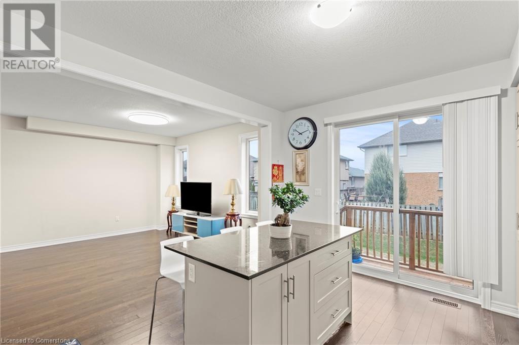 51 Starfire CrescentStoney Creek, Ontario  L8E 0K8 - Photo 10 - 40685736