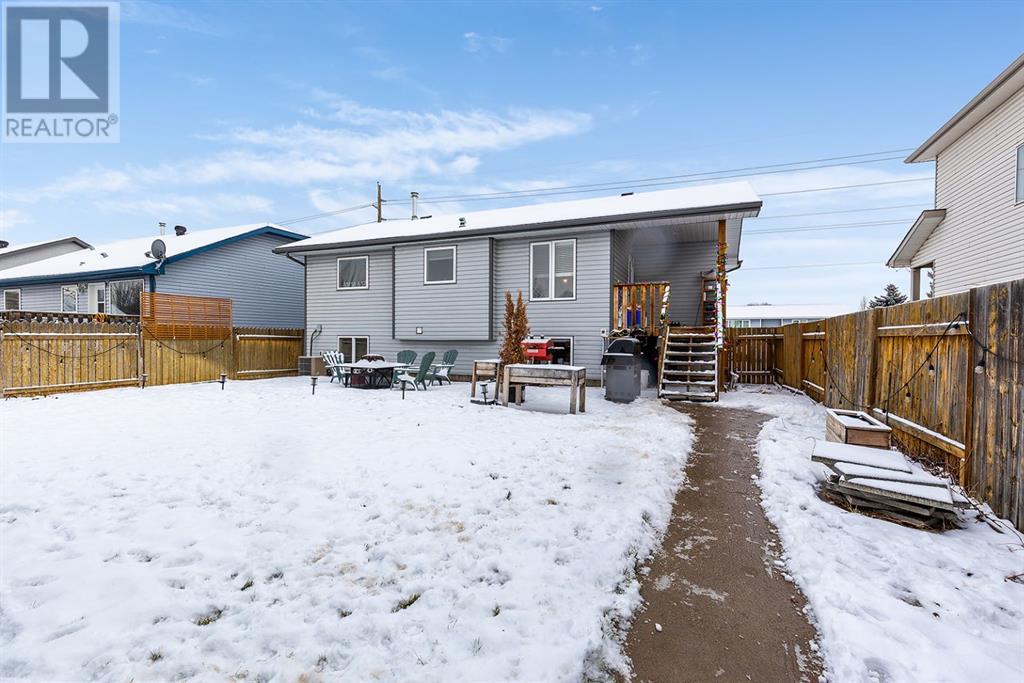 2131 11 Avenue Ne, Medicine Hat, Alberta  T1C 1Z8 - Photo 31 - A2184041