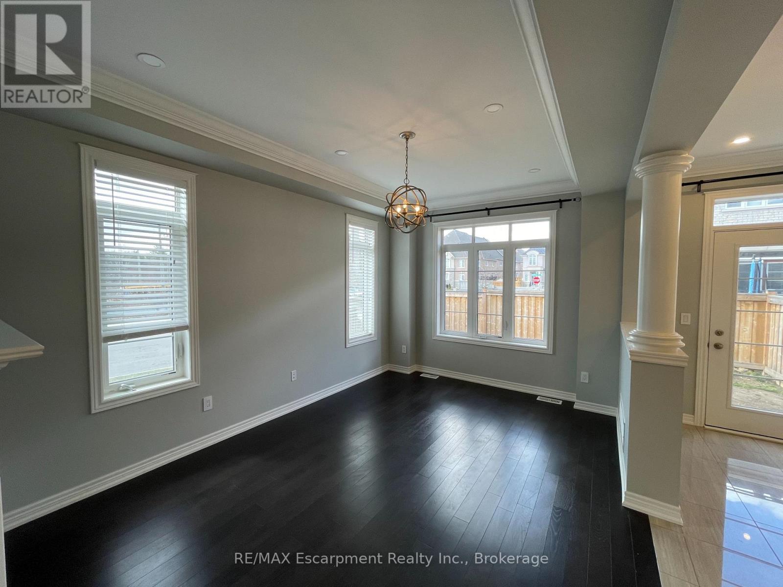 563 Stream Crescent, Oakville, Ontario  L6M 1N7 - Photo 11 - W10404935