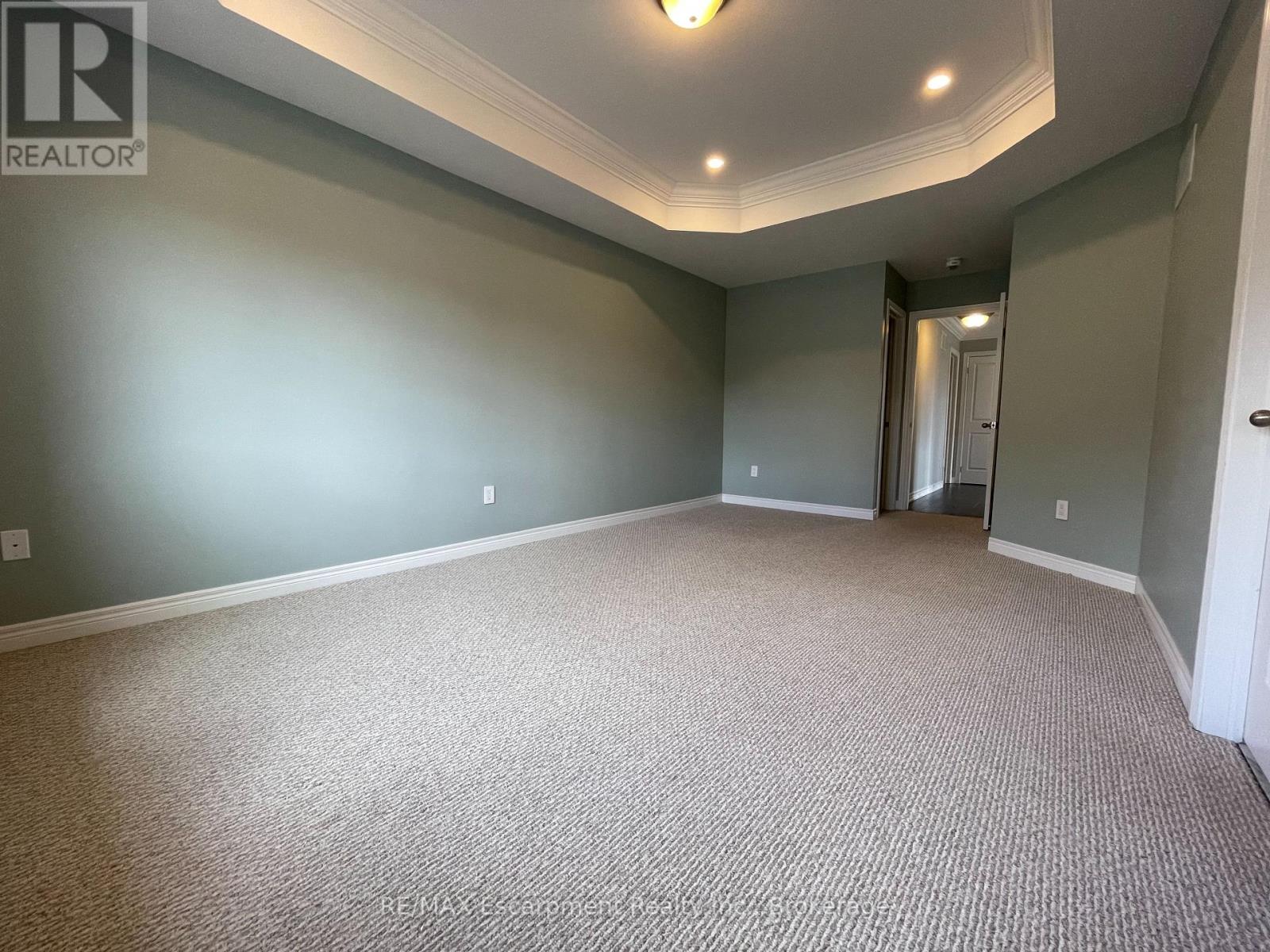 563 Stream Crescent, Oakville, Ontario  L6M 1N7 - Photo 16 - W10404935