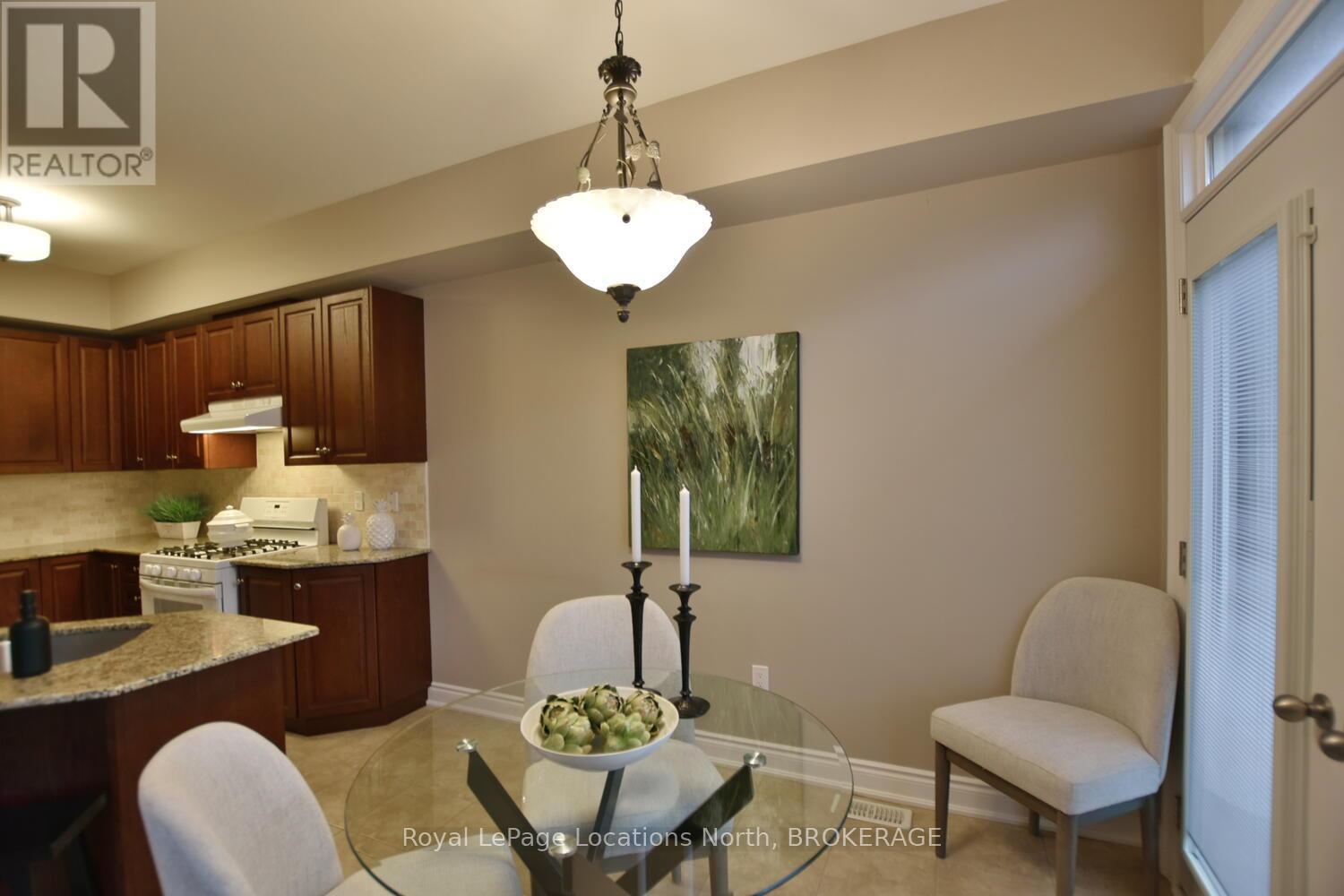 32 Sandy Coast Crescent, Wasaga Beach, Ontario  L9Z 0G1 - Photo 11 - S11897582