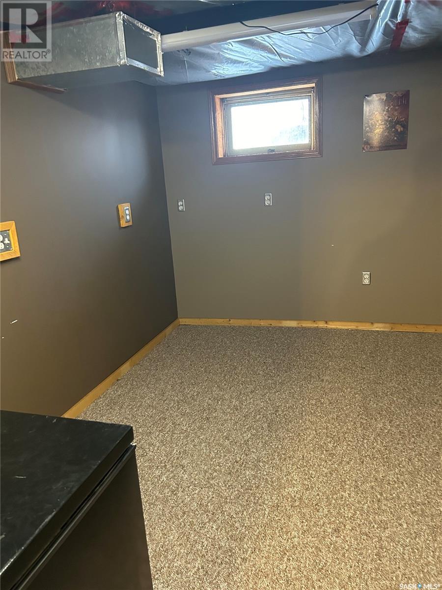 108 Railway Avenue E, Shellbrook, Saskatchewan  S0J 2E0 - Photo 3 - SK988573