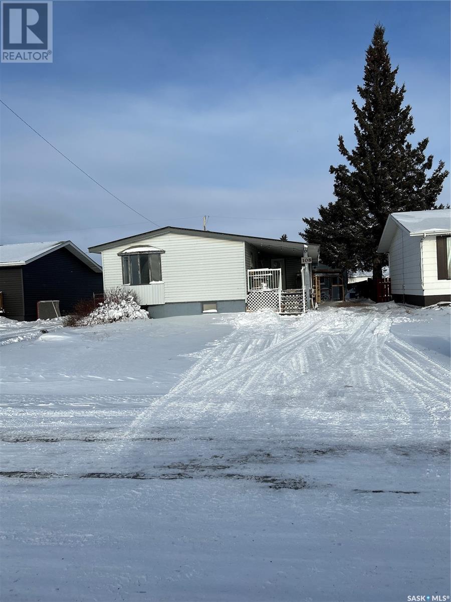 108 Railway AVENUE E, Shellbrook, Saskatchewan