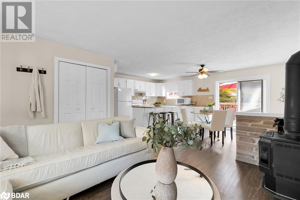 6 Davies Drive, Sauble Beach, Ontario  N0H 2G0 - Photo 8 - 40668508