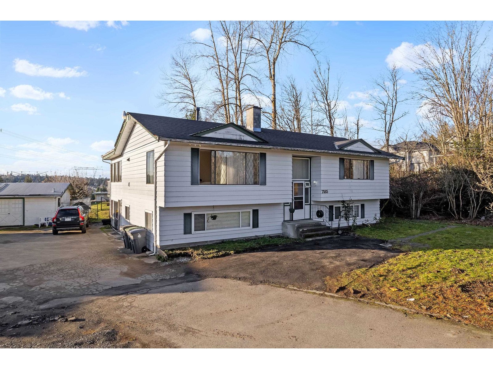 Property at 7585 156 STREET image 5