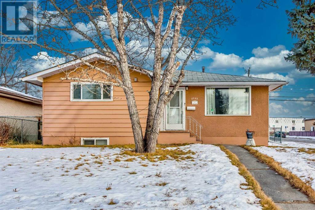 2040 47 Street Se, Calgary, Alberta  T2B 1L3 - Photo 2 - A2182979