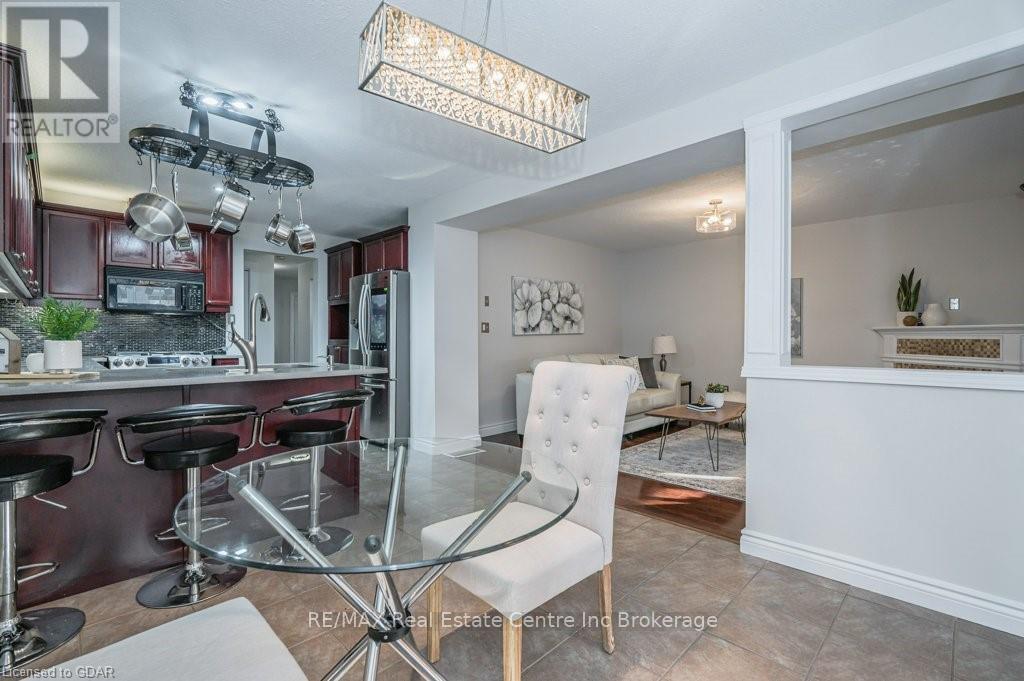 12 Norton Drive, Guelph, Ontario  N1E 7L1 - Photo 13 - X10876193