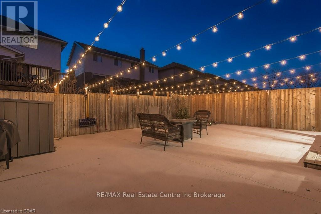 12 Norton Drive, Guelph, Ontario  N1E 7L1 - Photo 29 - X10876193