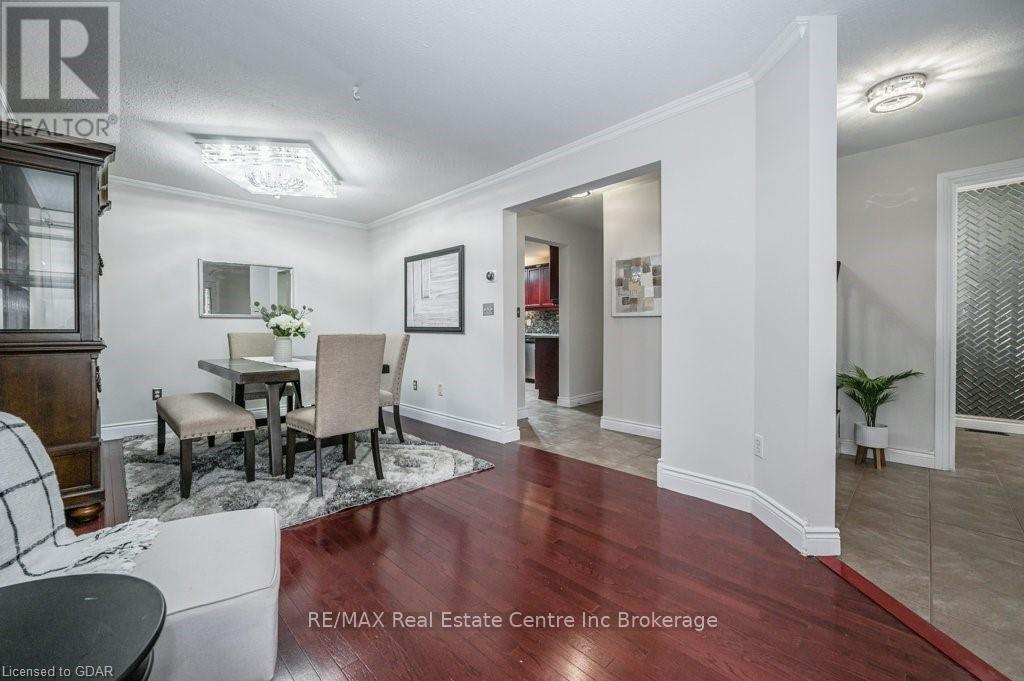 12 Norton Drive, Guelph, Ontario  N1E 7L1 - Photo 6 - X10876193