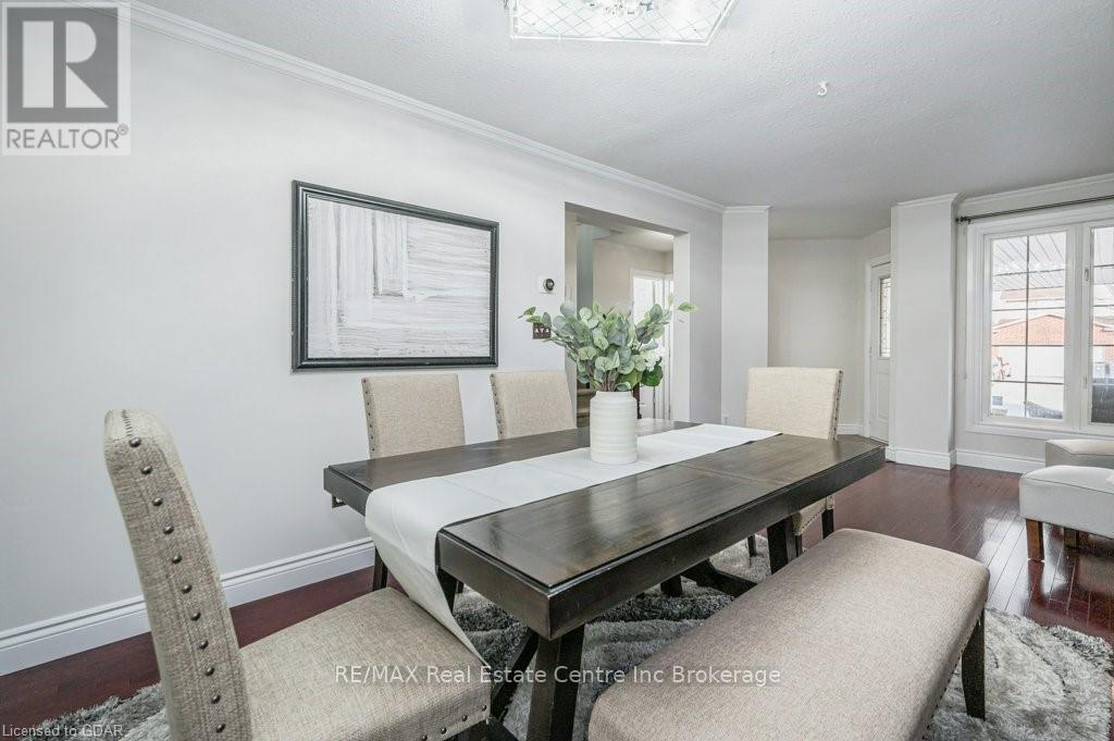 12 Norton Drive, Guelph, Ontario  N1E 7L1 - Photo 7 - X10876193